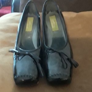 Muted leopard pump (8)